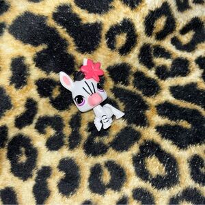 lps animal print nook zebra